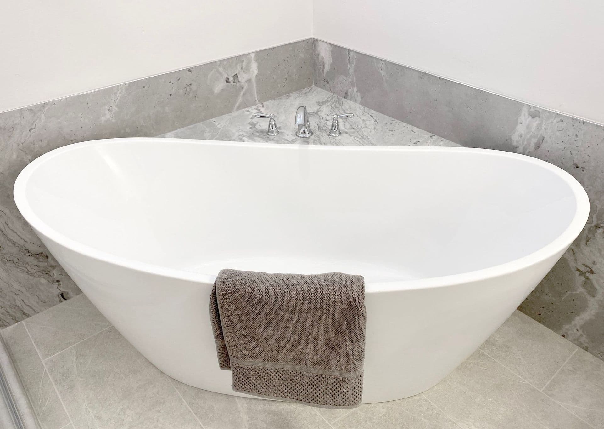 Bathtub